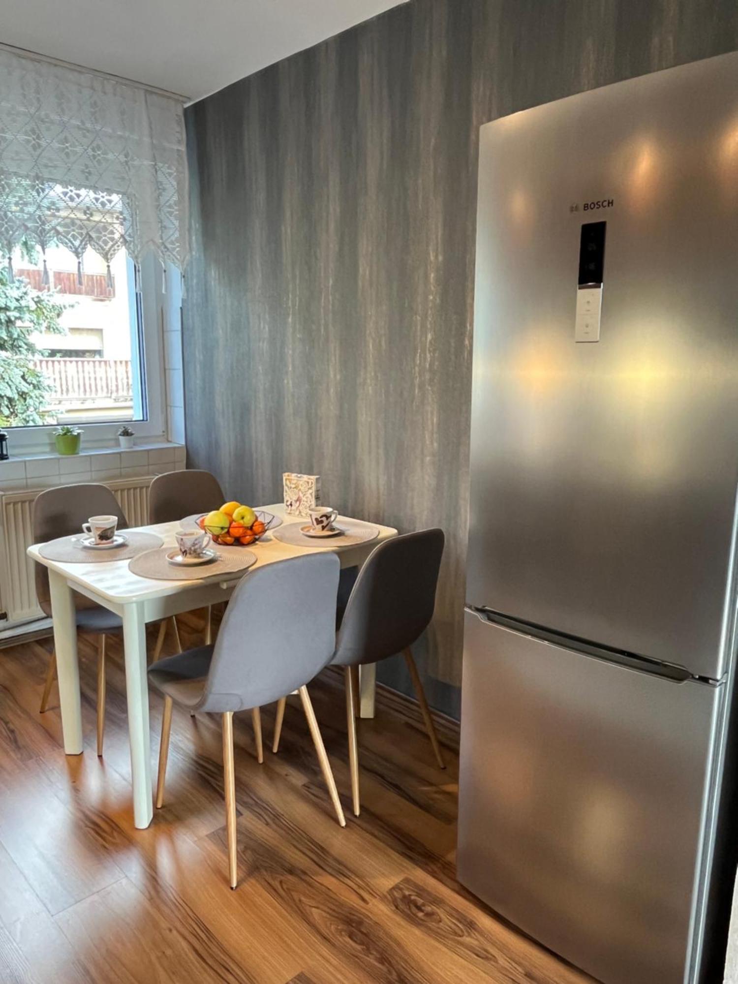 Sweet Home Cieplice Mountain View Apartament By The Main Park And Thermal Pools Jelenia Góra Buitenkant foto